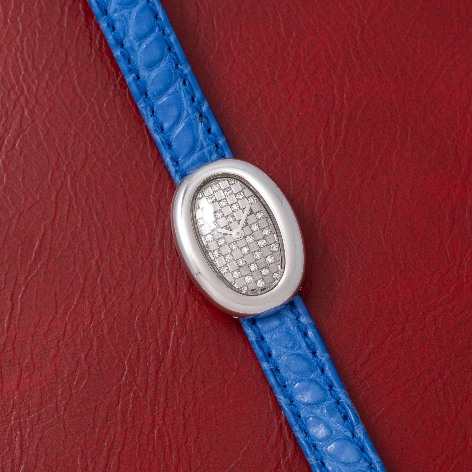 Cartier Baignoire Cadran Pavé