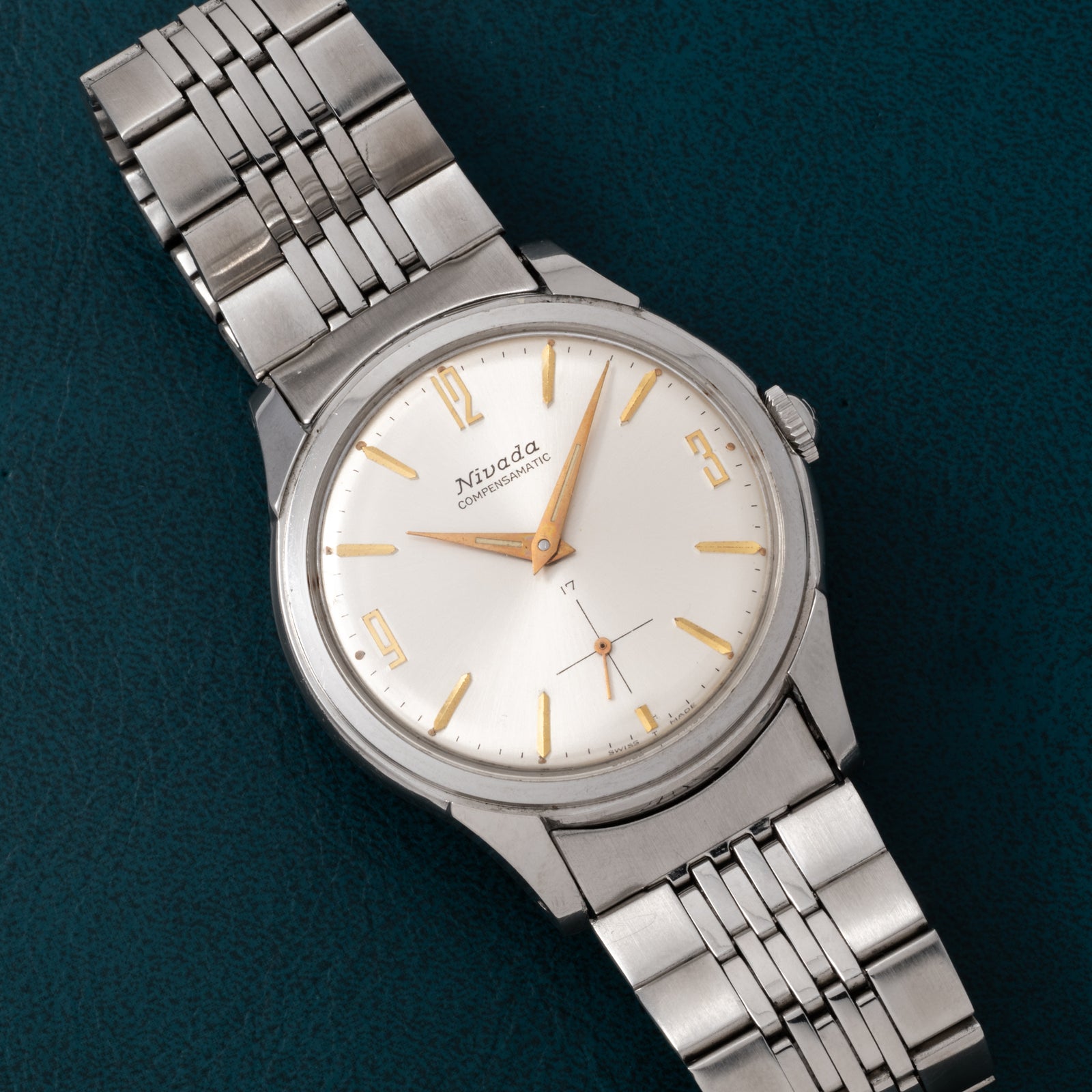 Nivada Grenchen Compensamatic