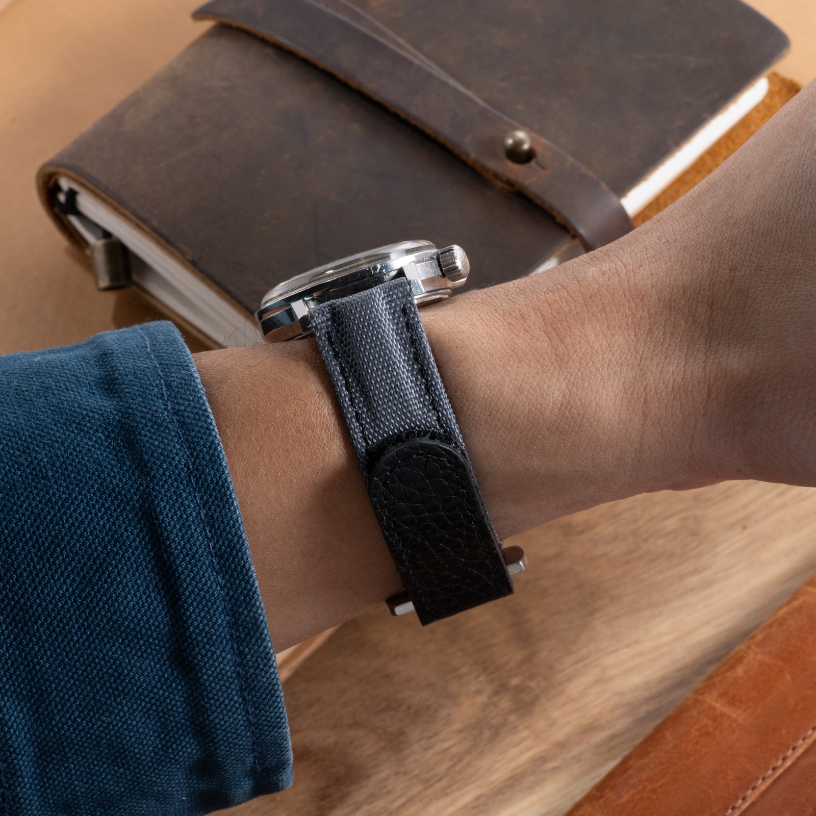 StrapHabit x Analog:Shift Grey Hook-and-Loop Elastic Quick-Release Watch Strap